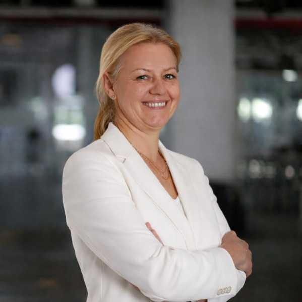 Sylwia Salwach (Biuro główne)