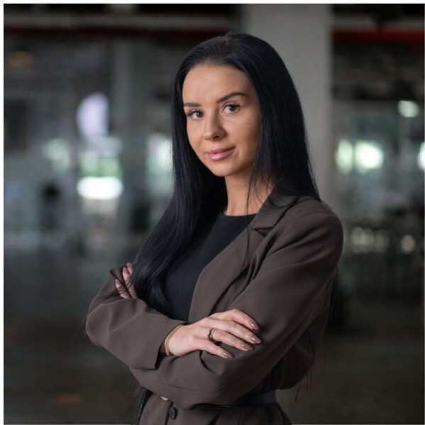 Anna Just (Biuro główne)